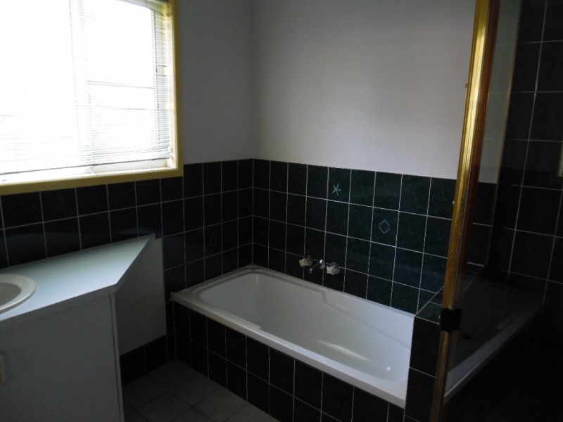 21 Jennylee Close, Urangan QLD 4655