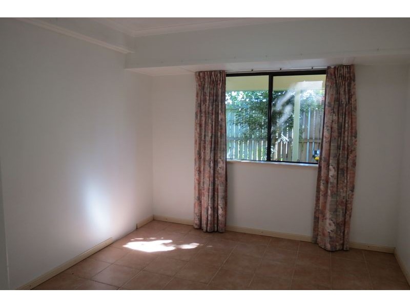 24 Prince Street, Urangan QLD 4655