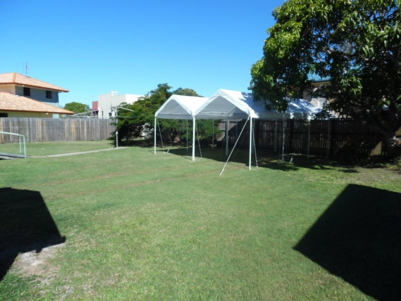 42 Esplanade, Point Vernon QLD 4655