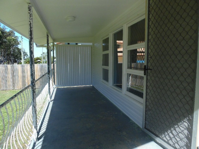 42 Esplanade, Point Vernon QLD 4655