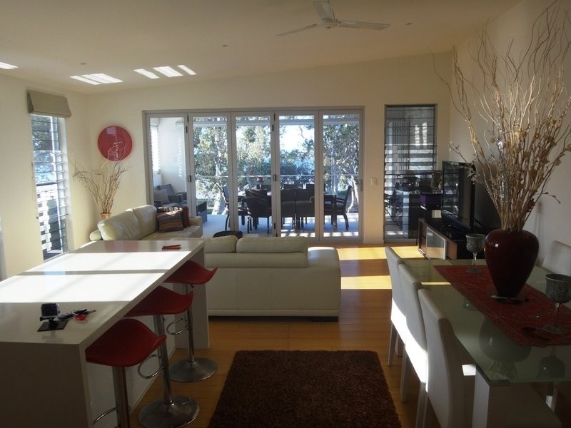 3/541 Charlton Esplanade, Urangan QLD 4655