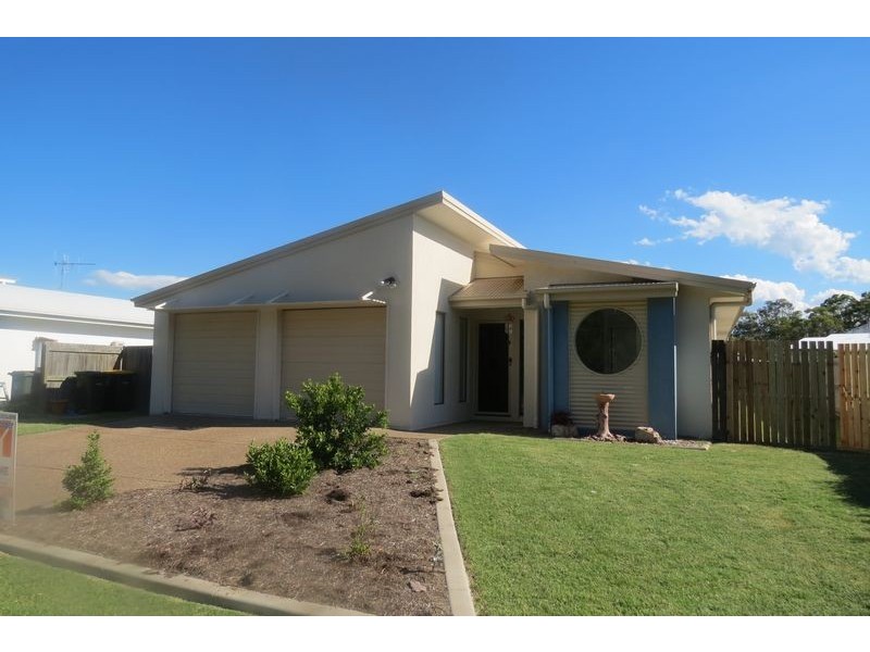 17 Northshore Avenue, Toogoom QLD 4655