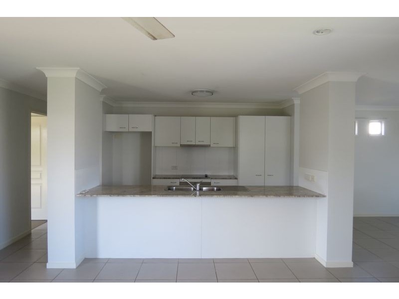 17 Northshore Avenue, Toogoom QLD 4655