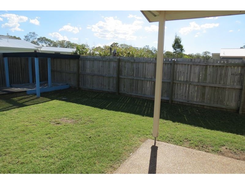 17 Northshore Avenue, Toogoom QLD 4655