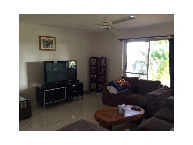 3 Saunders Street, Point Vernon QLD 4655