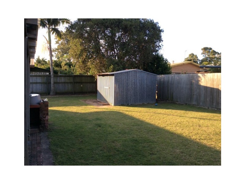 3 Saunders Street, Point Vernon QLD 4655