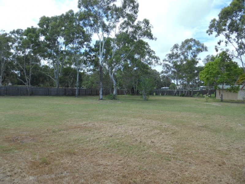 17a Southerden Street, Urangan QLD 4655