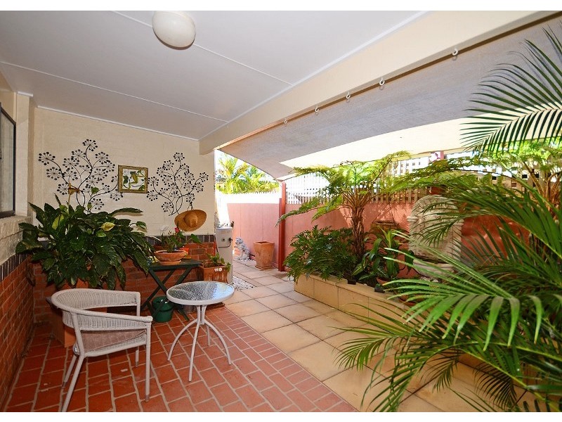 22/34 Elizabeth Street, Urangan QLD 4655