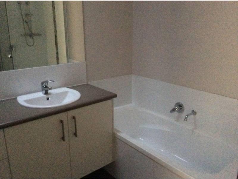 Unit 3/185 Torquay Road, Scarness QLD 4655