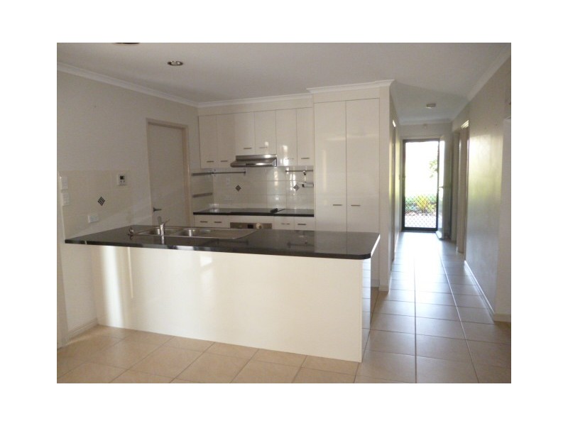 3 Sunad Court, Nikenbah QLD 4655