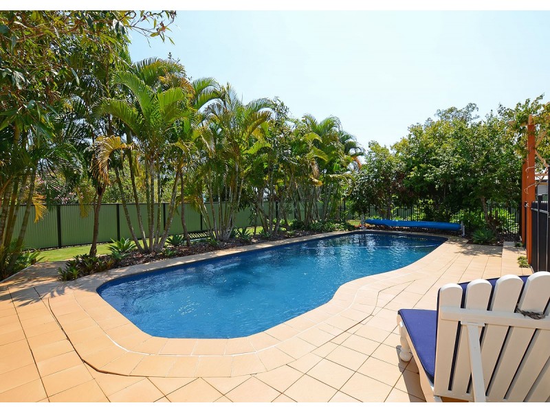 66 Honiton Street, Torquay QLD 4655