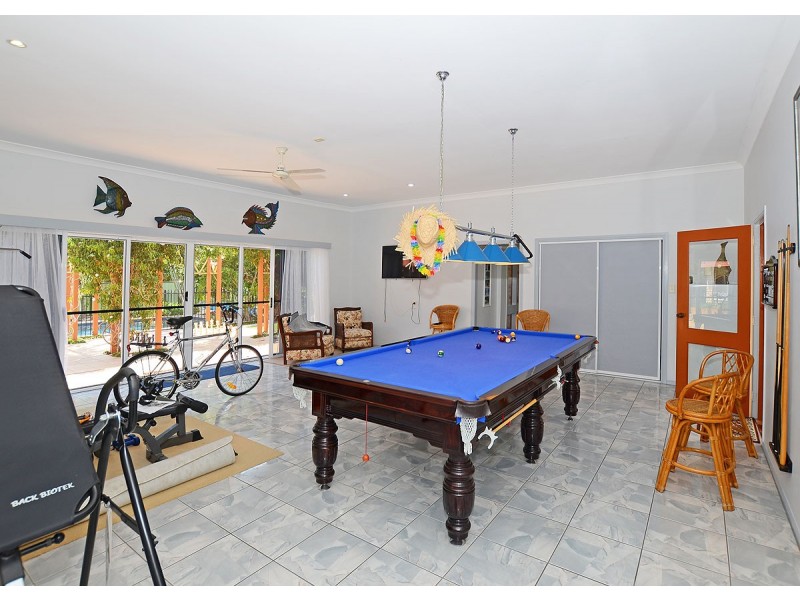 66 Honiton Street, Torquay QLD 4655