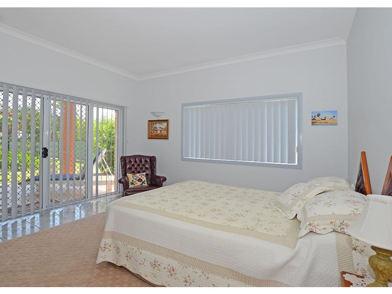 66 Honiton Street, Torquay QLD 4655