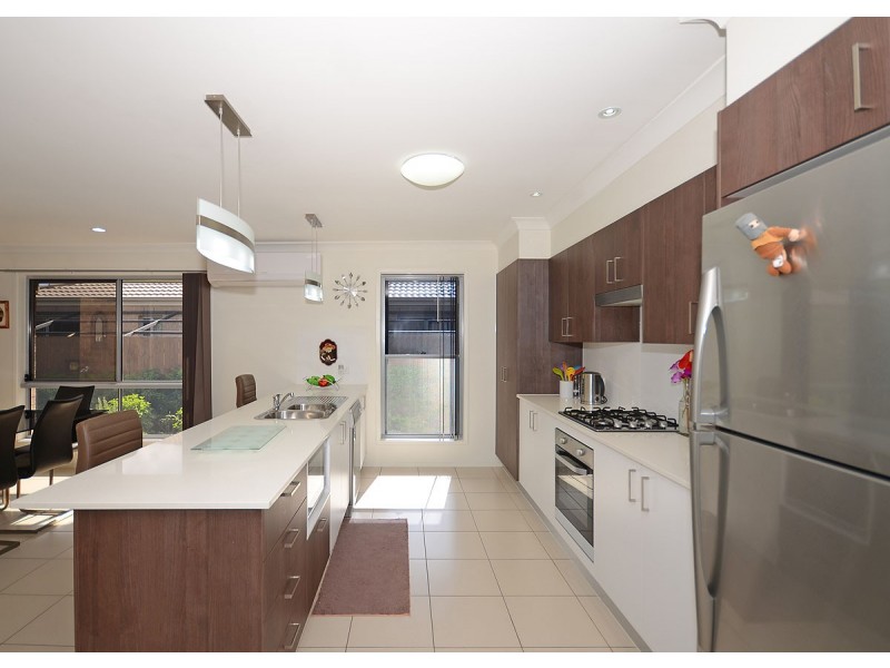 6 Mawson Court, Urraween QLD 4655