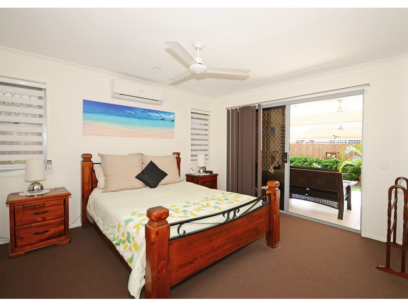 6 Mawson Court, Urraween QLD 4655