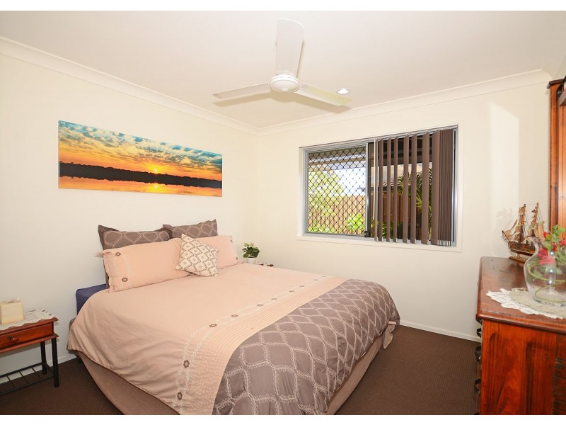 6 Mawson Court, Urraween QLD 4655