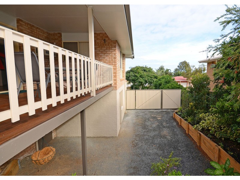 15 Faye  Avenue, Scarness QLD 4655