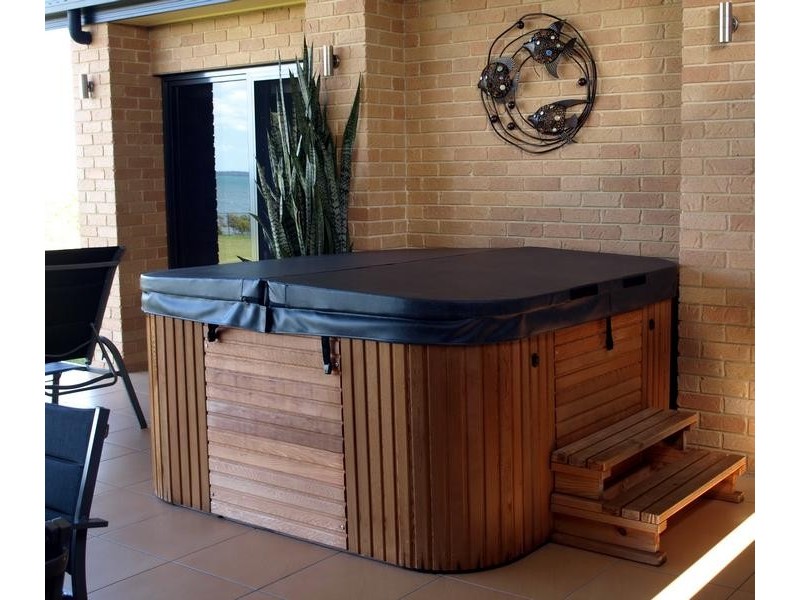 27 Pelican Avenue, Booral QLD 4655