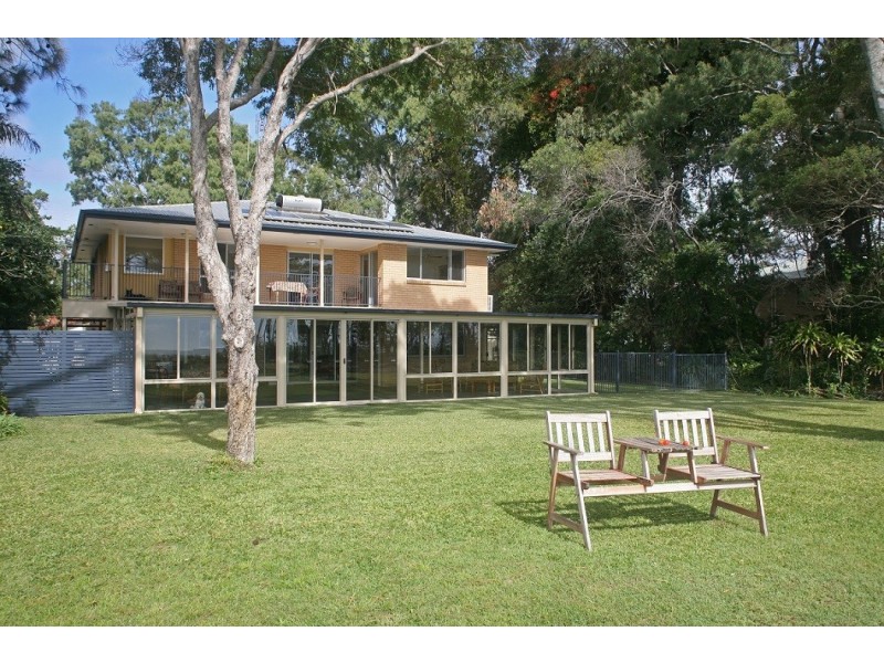 48 Kingfisher Parade, Toogoom QLD 4655