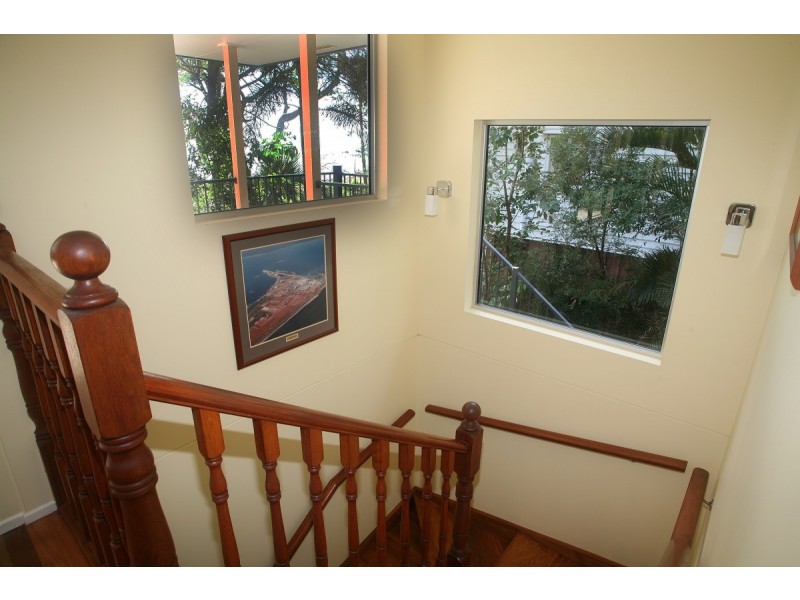 48 Kingfisher Parade, Toogoom QLD 4655