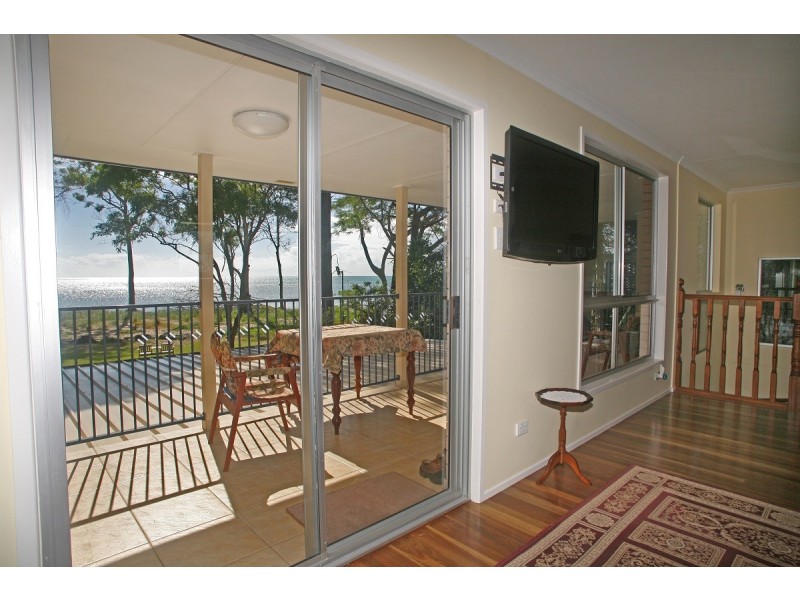 48 Kingfisher Parade, Toogoom QLD 4655