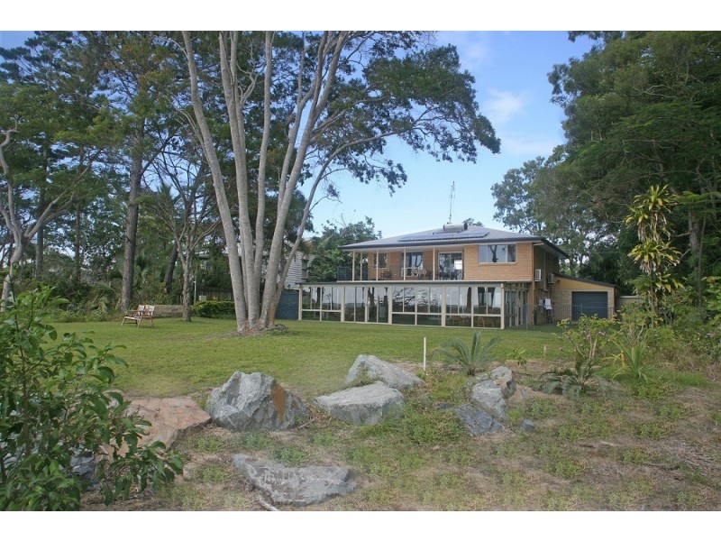 48 Kingfisher Parade, Toogoom QLD 4655