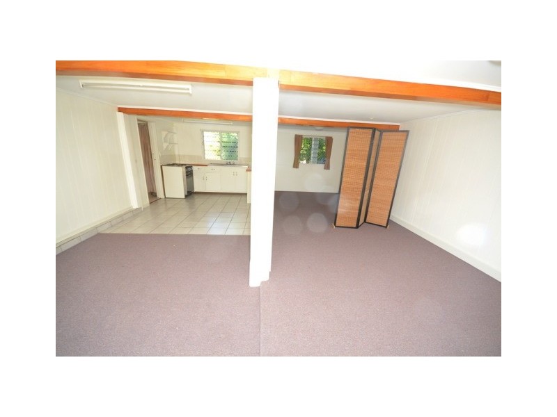 400 Esplanade, Torquay QLD 4655