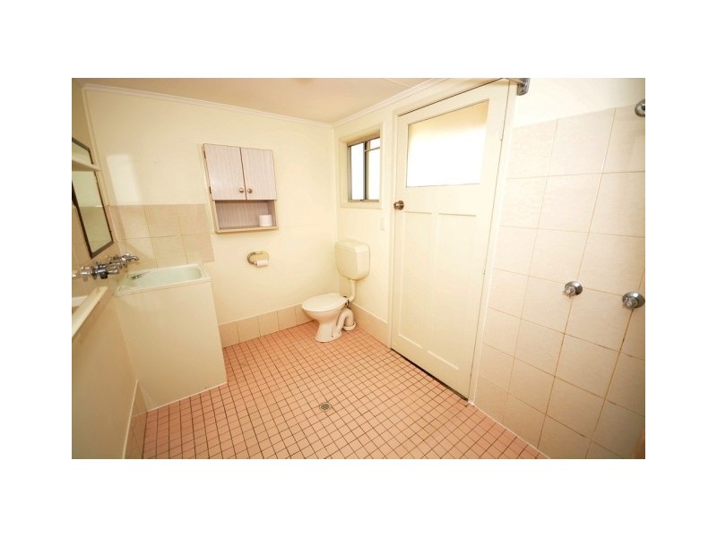 400 Esplanade, Torquay QLD 4655