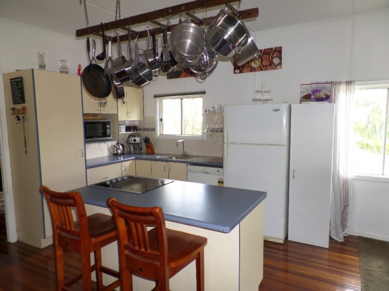 26 Ladbroke Crescent, Urangan QLD 4655