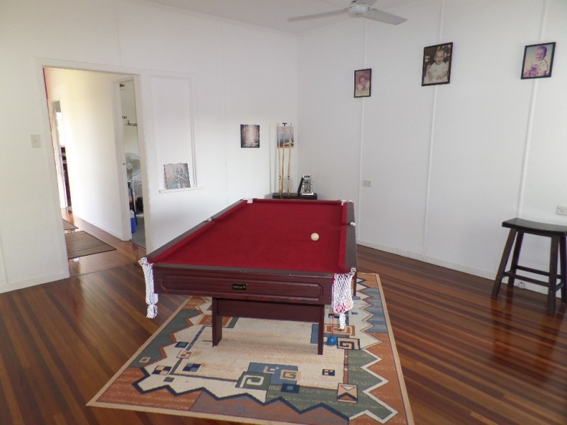 26 Ladbroke Crescent, Urangan QLD 4655