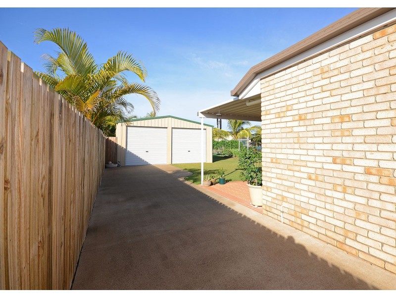 4 Spoonbill Way, Eli Waters QLD 4655