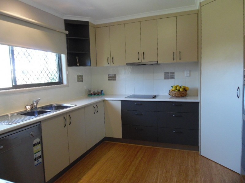 153 Long Street, Point Vernon QLD 4655