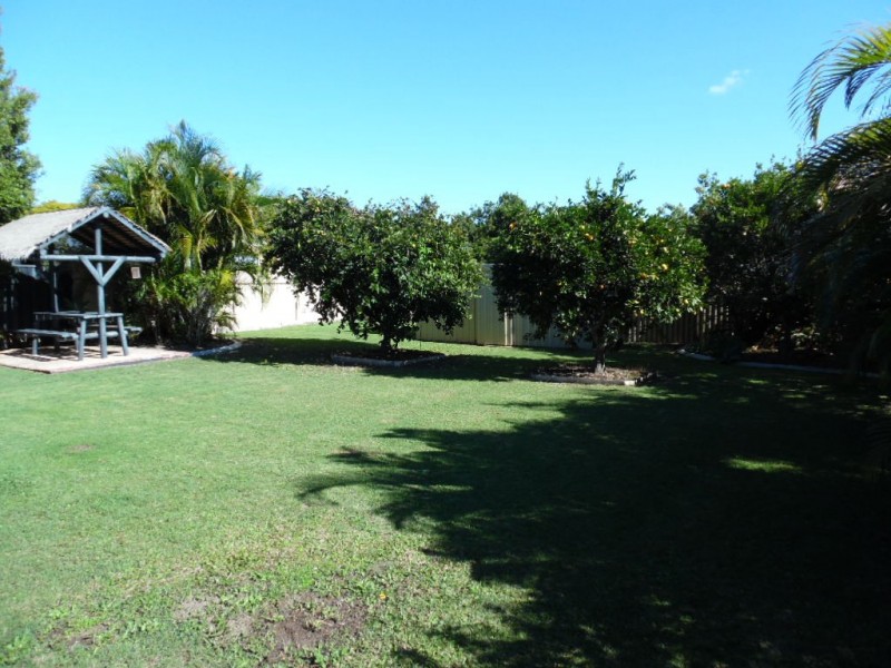 153 Long Street, Point Vernon QLD 4655