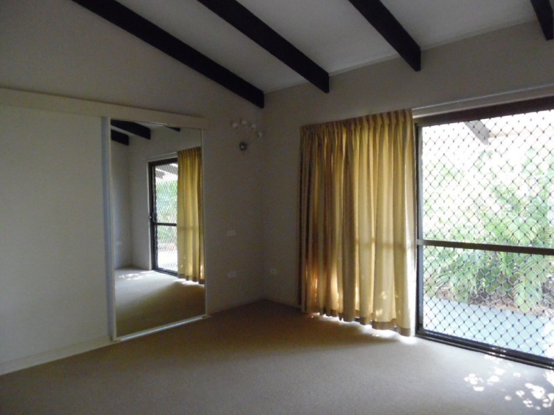 153 Long Street, Point Vernon QLD 4655