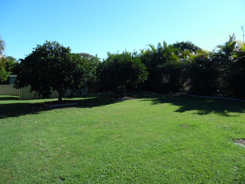 153 Long Street, Point Vernon QLD 4655