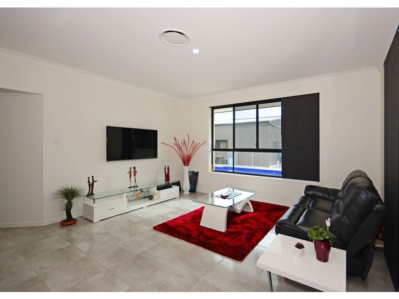 204 Gilston Road, Wondunna QLD 4655