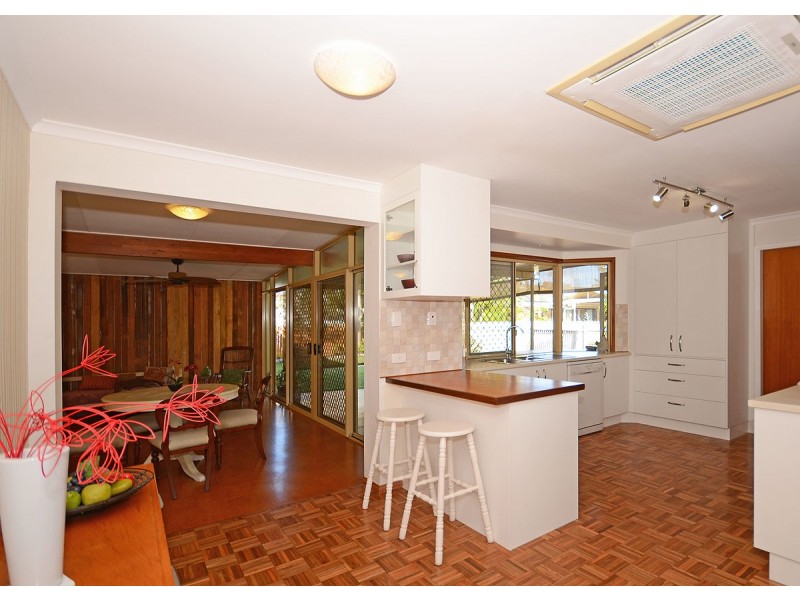 57 Cunningham Street, Urangan QLD 4655