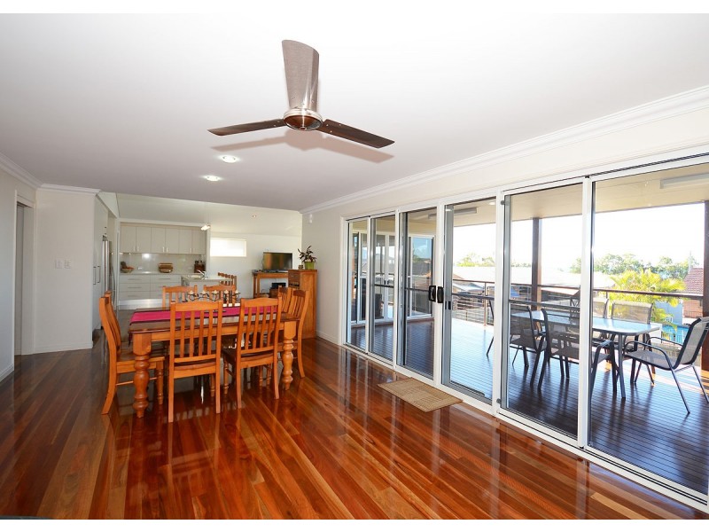 55a Esplanade, Point Vernon QLD 4655