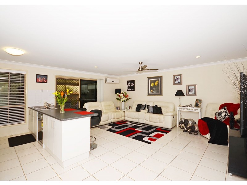 1/205 Pulgul Street, Urangan QLD 4655