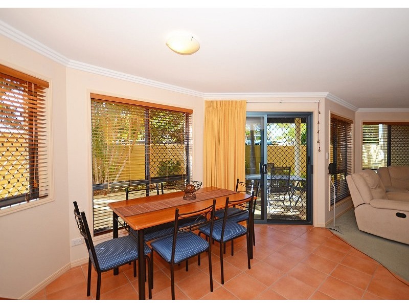 45, 33 Elizabeth Street, Urangan QLD 4655