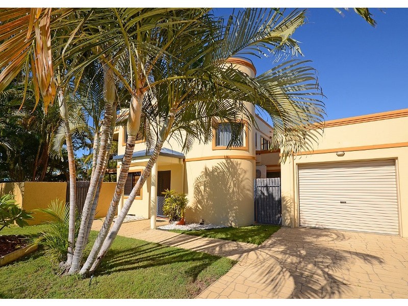 45, 33 Elizabeth Street, Urangan QLD 4655