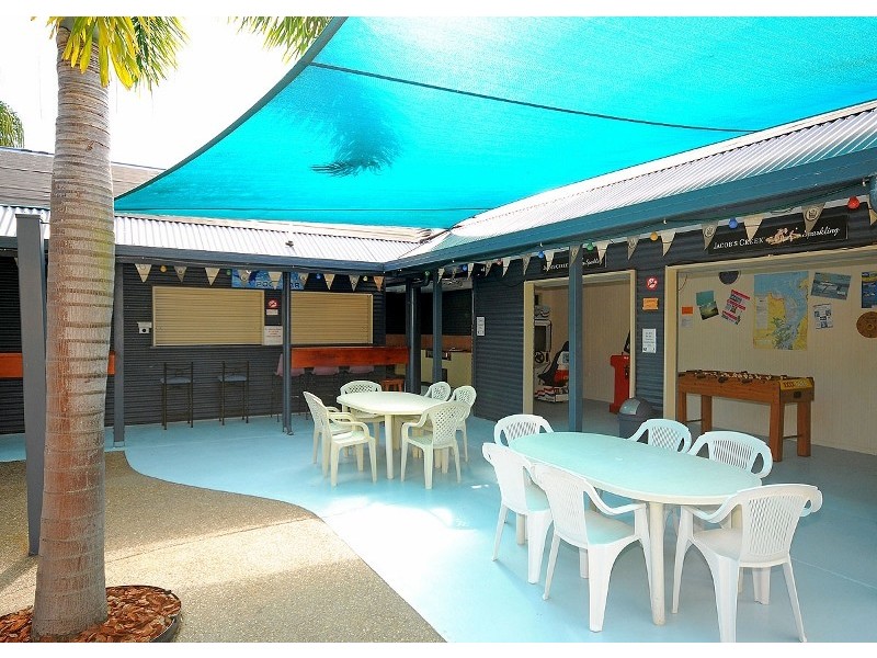 45, 33 Elizabeth Street, Urangan QLD 4655