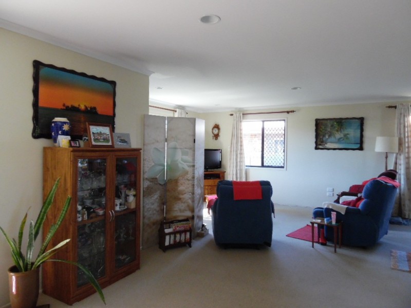 65 Cunningham Street, Urangan QLD 4655