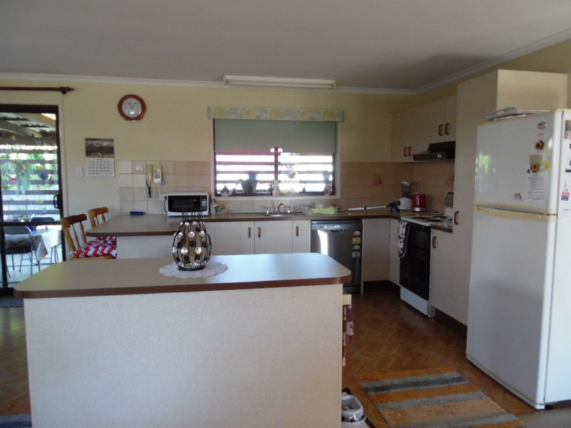 65 Cunningham Street, Urangan QLD 4655
