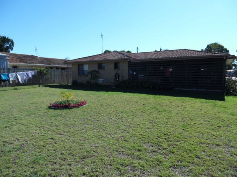 65 Cunningham Street, Urangan QLD 4655
