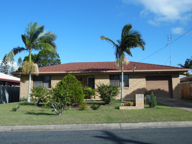 65 Cunningham Street, Urangan QLD 4655