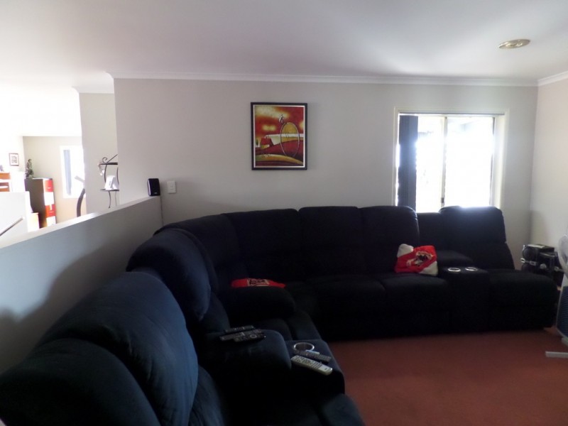 65 Jacobsen Outlook, Urraween QLD 4655