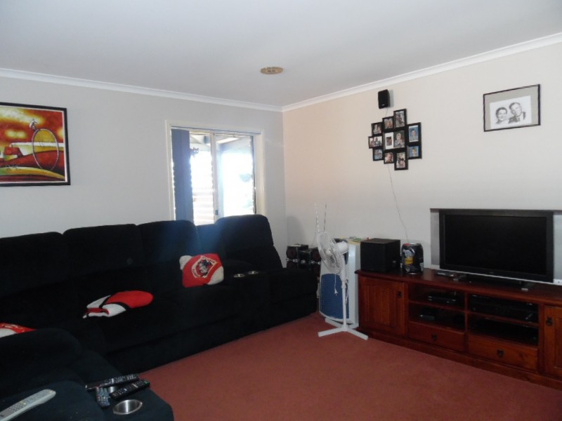 65 Jacobsen Outlook, Urraween QLD 4655