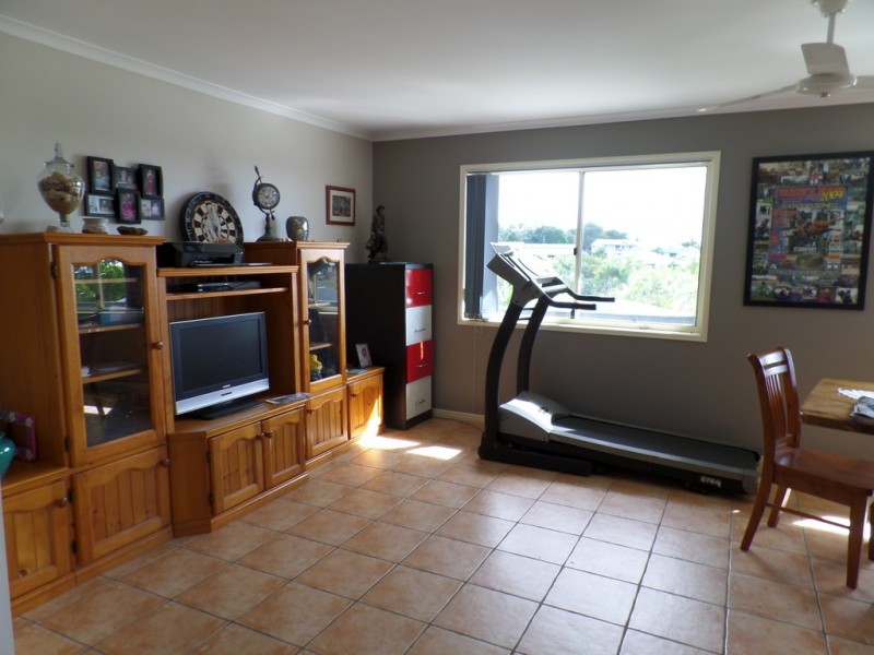 65 Jacobsen Outlook, Urraween QLD 4655