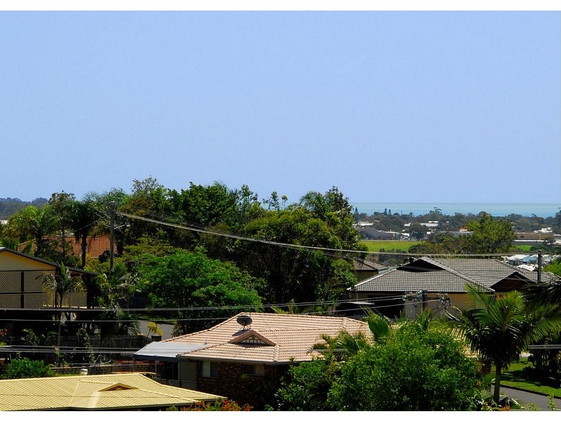 65 Jacobsen Outlook, Urraween QLD 4655